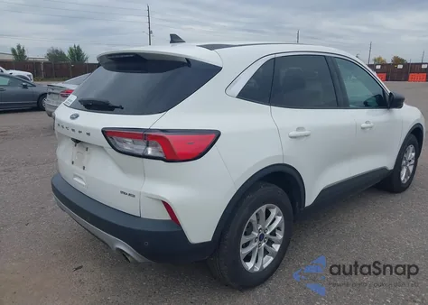 2022 Ford Escape Se z USA, uszkodzony, nr VIN 1FMCU9G65NUA60934
